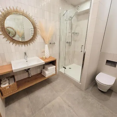 Lejlighed Pine Point With Terrace, Shared Pool, Tennis Court