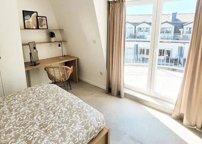 Apartman Pine Point With Terrace, Shared Pool, Tennis Court