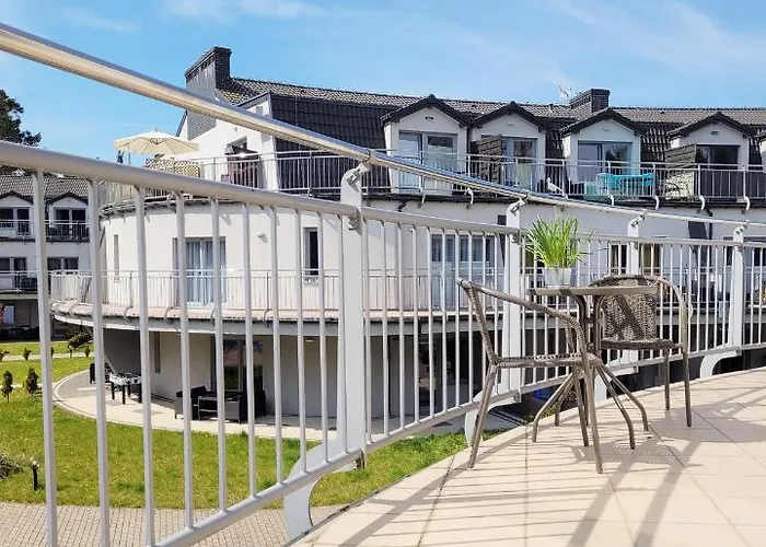 Pine Point With Terrace, Shared Pool, Tennis Court