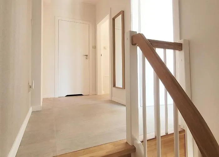 Pine Point With Terrace, Shared Pool, Tennis Court Apartman Pobierowo